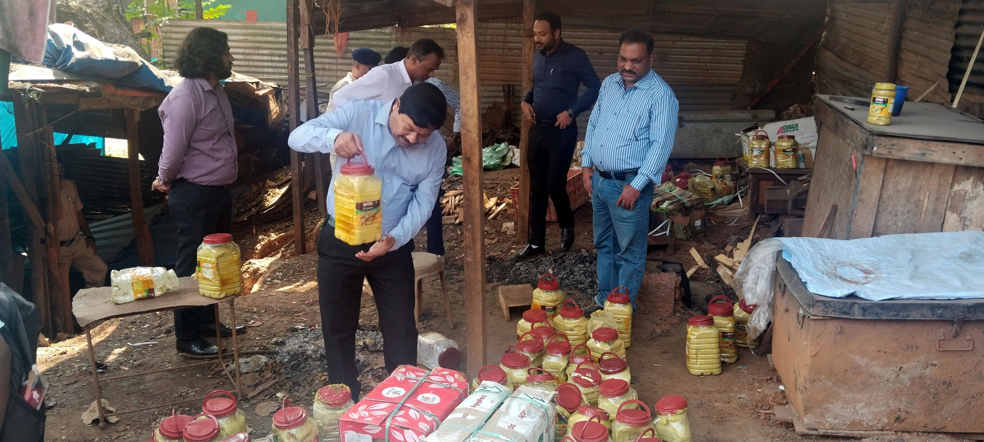 Jars of expired ginger paste found in Ponda scrapyard