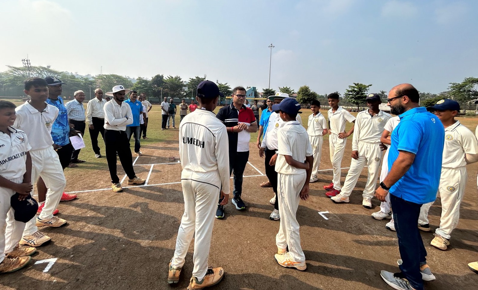 ﻿Anand CA, AIM CA secure victories