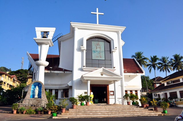 Chronicles of Goan Churches: The St Sebastian Church at Aquem