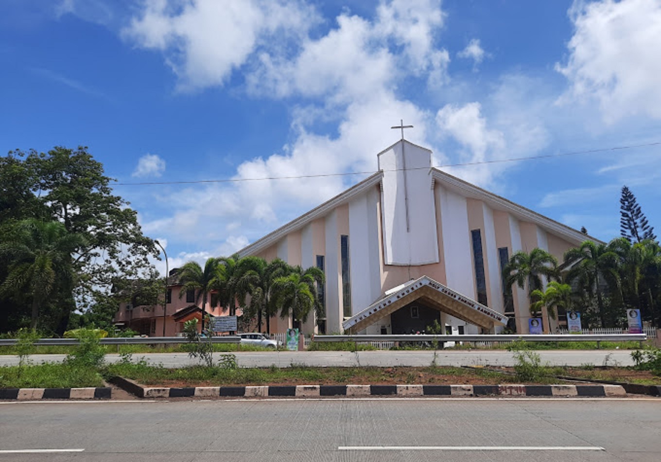 ﻿SPOTLIGHT | Bambolim’s 'Fulancho Khuris': From roadside cross to celebrated shrine