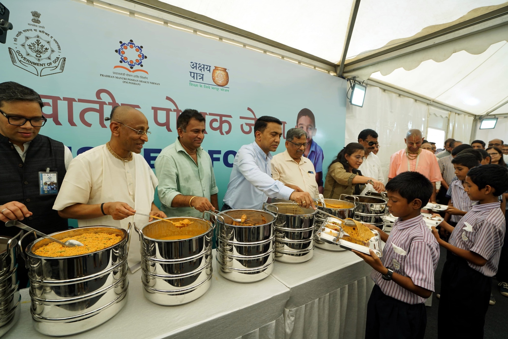 ﻿Akshaya Patra mid-day meals to   improve students' fitness: CM