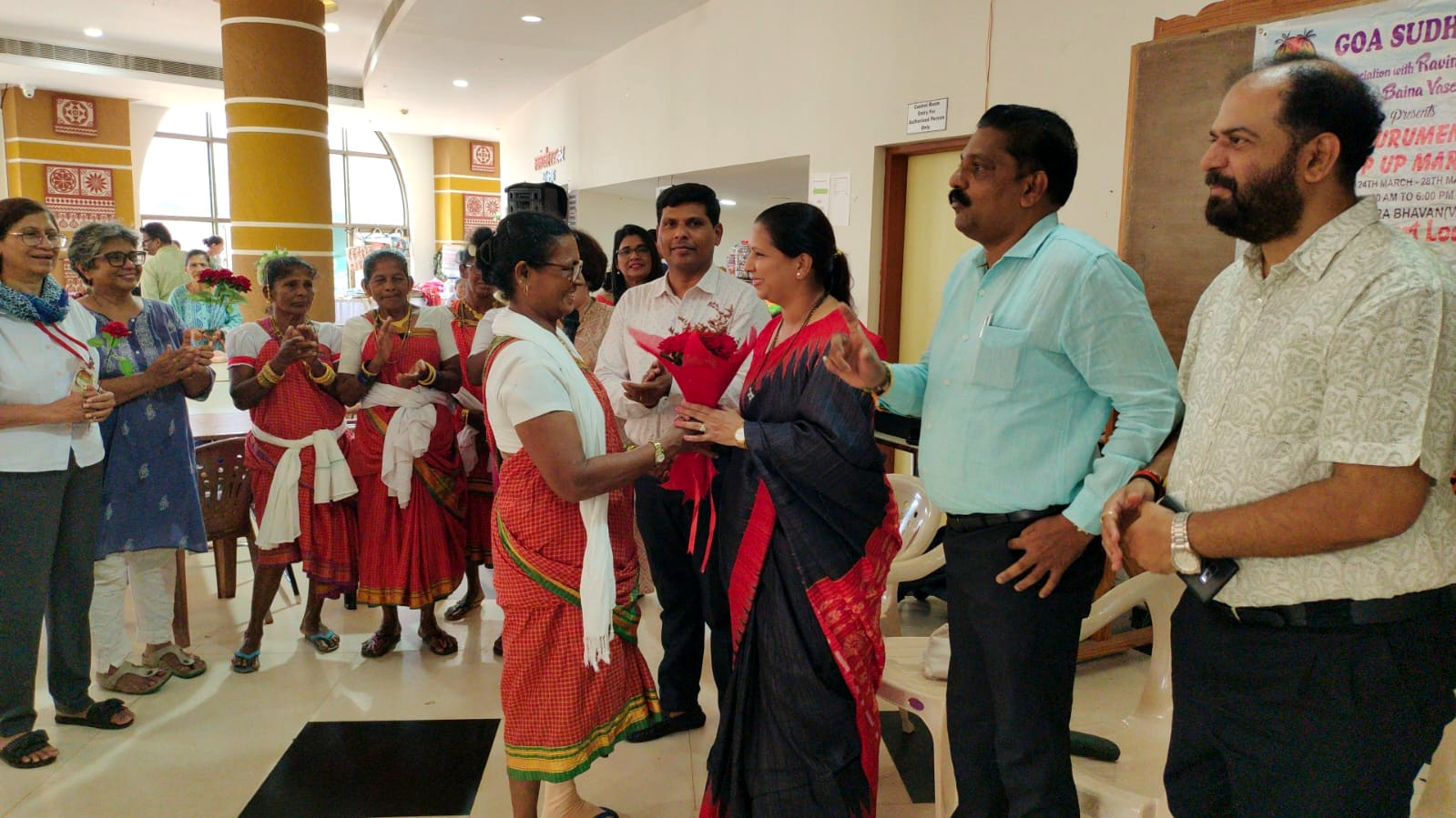 ﻿Purument Pop-Up market set up at Ravindra Bhavan in Baina