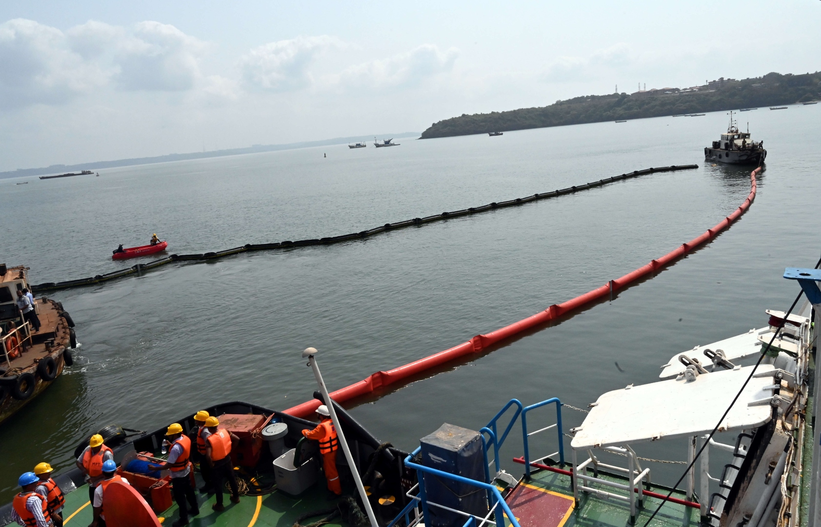 Coast Guard, MPA hold pollution response drill