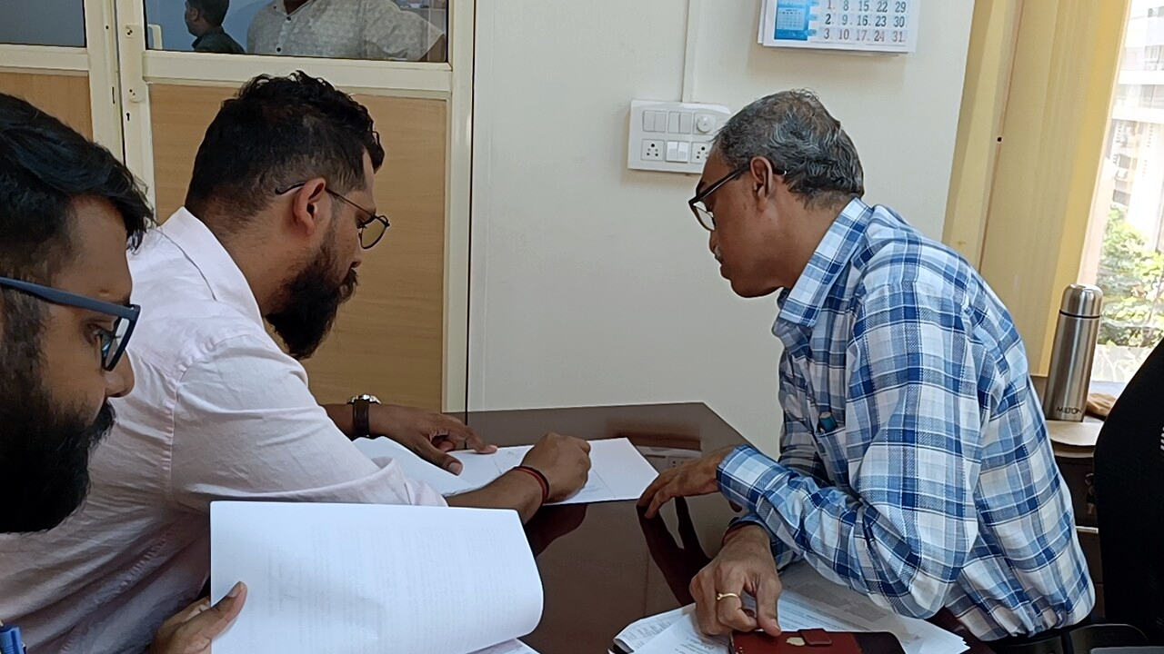 Borkar petitions DoP, seeks   razing of shanties in Curca