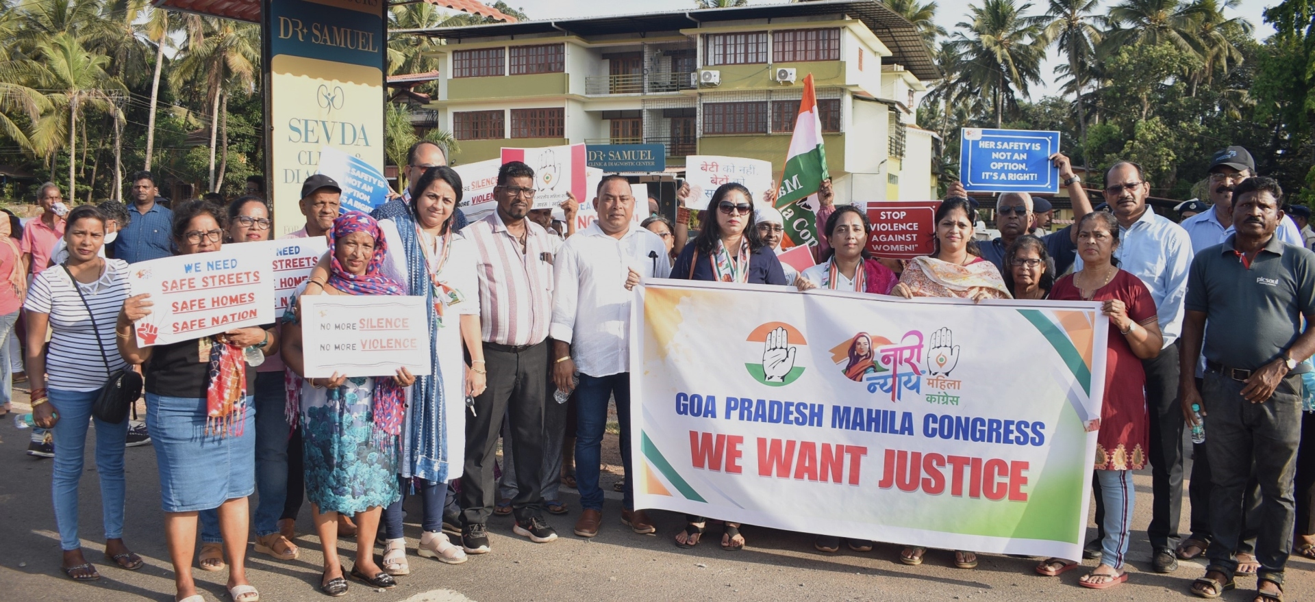 ﻿'Where's women’s safety?' Cong slams govt in protest condemning nurse rape