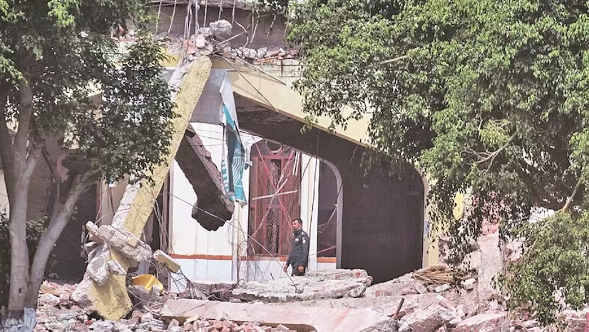 ﻿Pak should stop sponsoring terror