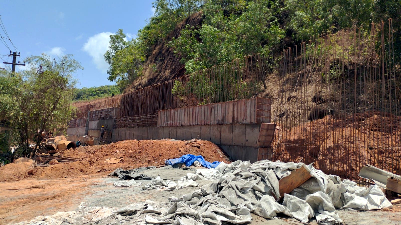 ﻿Railways builds retaining wall at Hollant after locals raise concerns