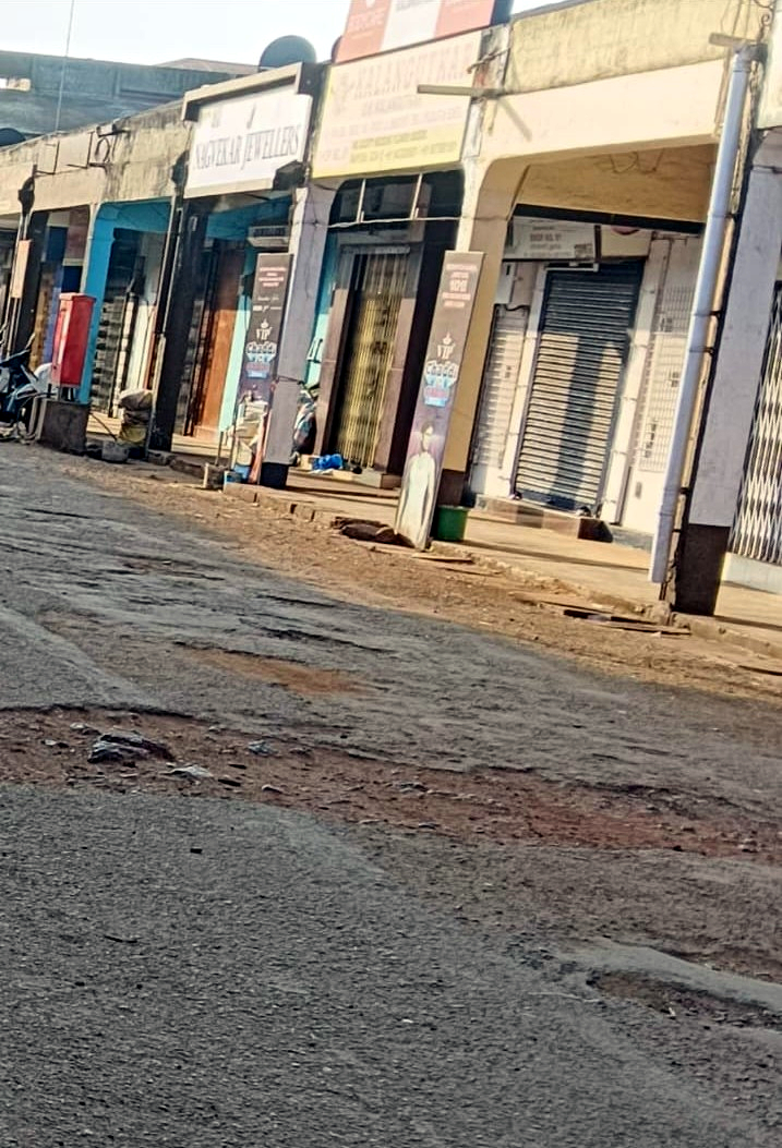 Merchants condemn bad roads in Mapusa market