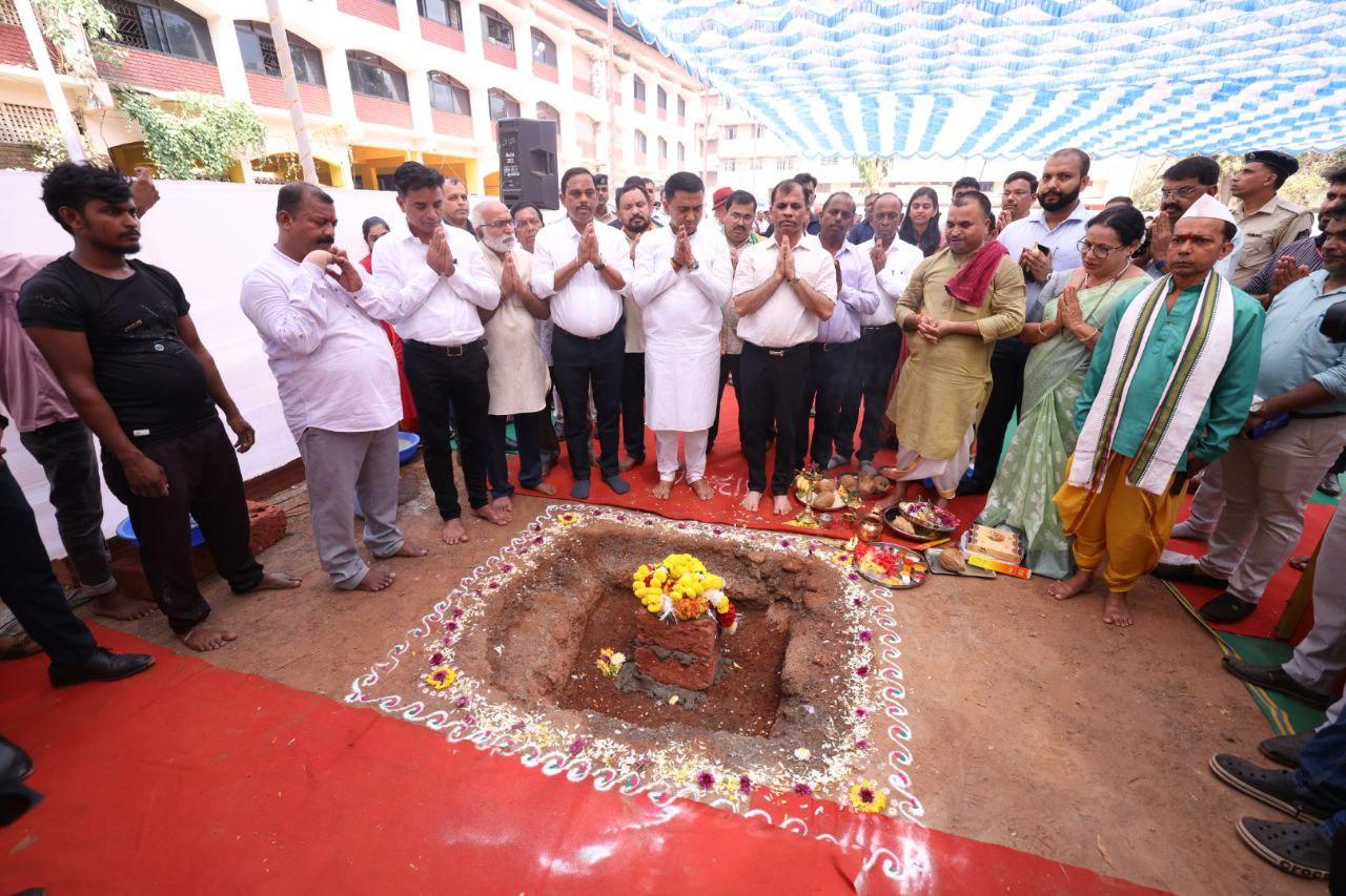 Special law to regularise unauthorised  houses on comunidade, Alvara land: CM
