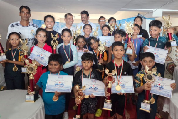 ﻿Youth swimmers brave Mandovi river in crossing event