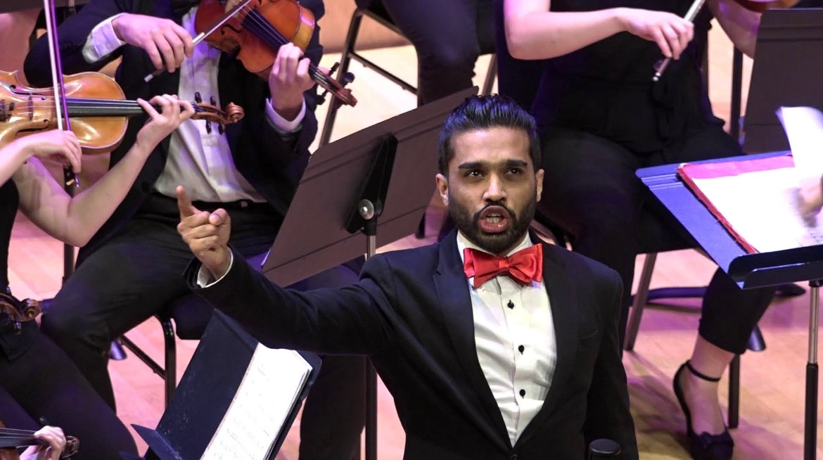 Goan shifts from software to singing, gains world acclaim