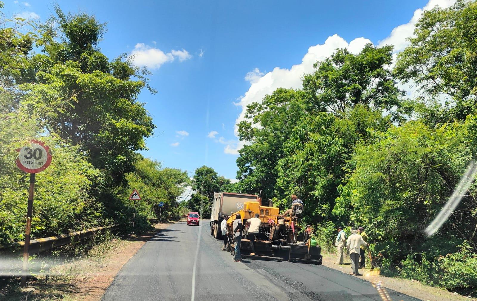 Asphalting of K'taka portion of    Chorla road nears completion