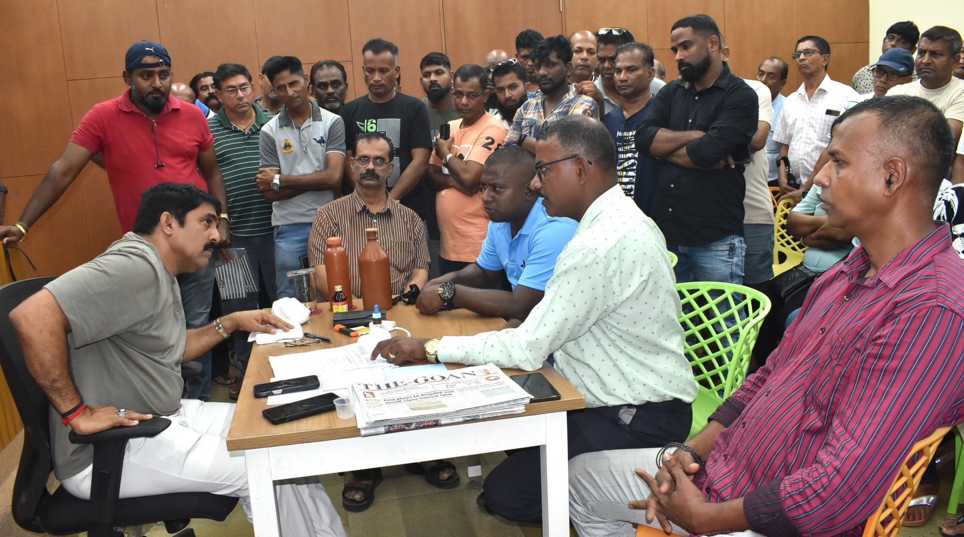 Goa Forward backs traditional taxi operators