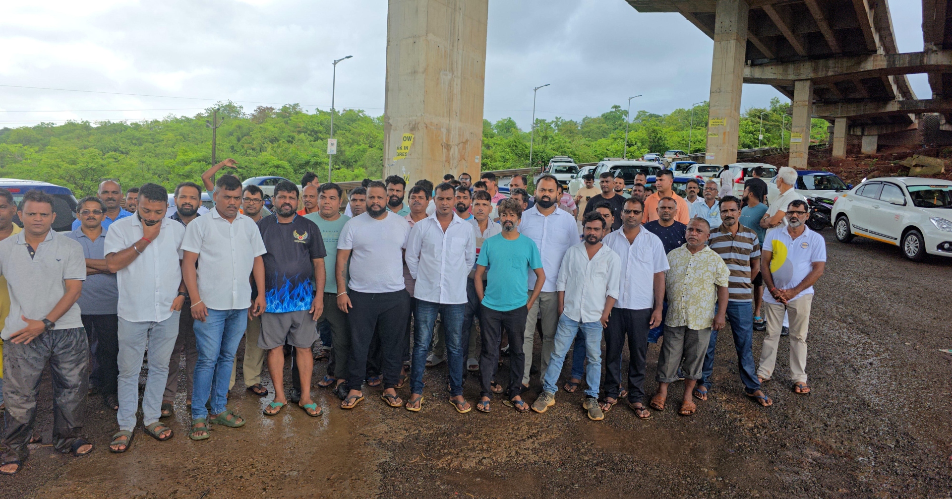 Mopa Airport Blue Cab operators threaten stir