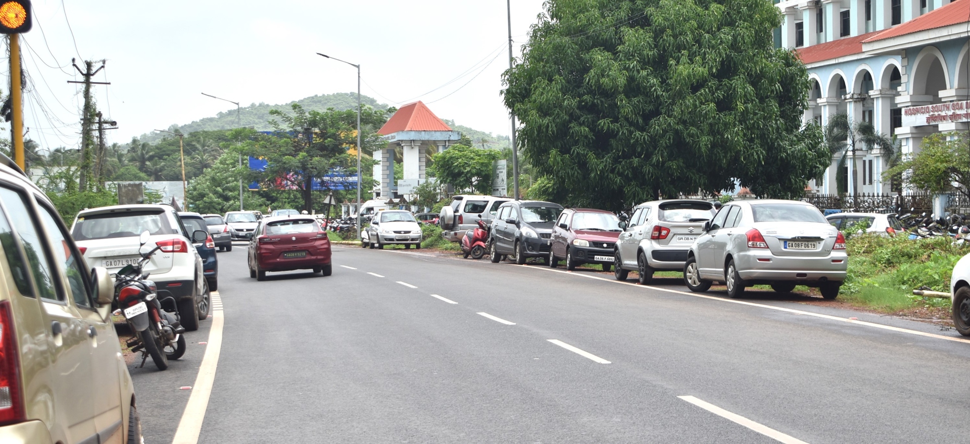 Double parking outside South district hospital back to haunt authorities