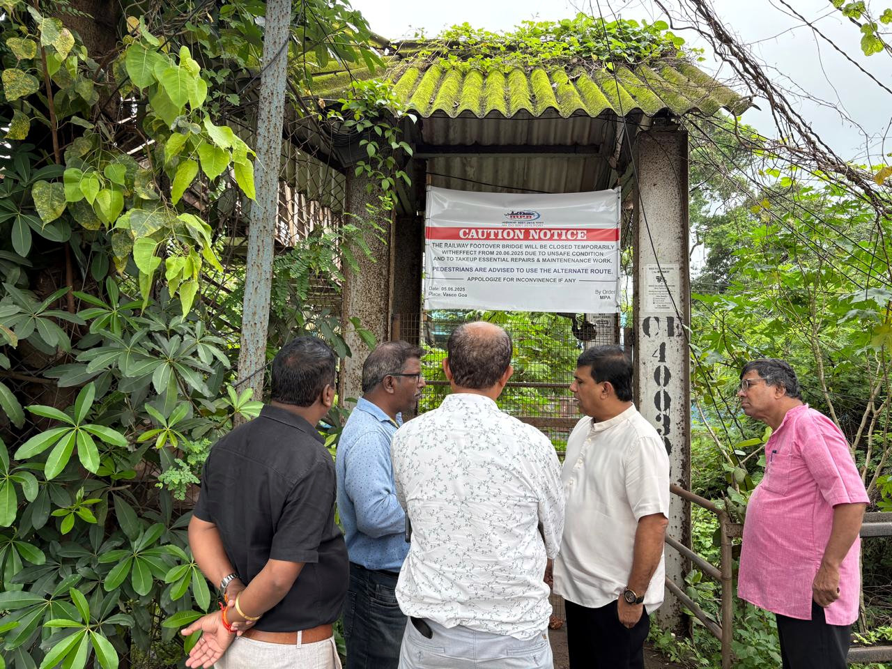 Closure of Vasco footbridge sparks public outrage