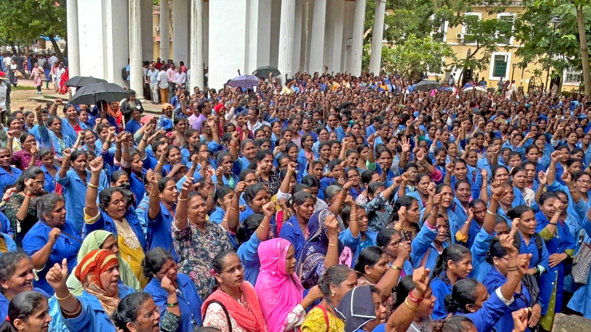 ﻿Anganwadi workers boycott work  as part of nationwide mass protest