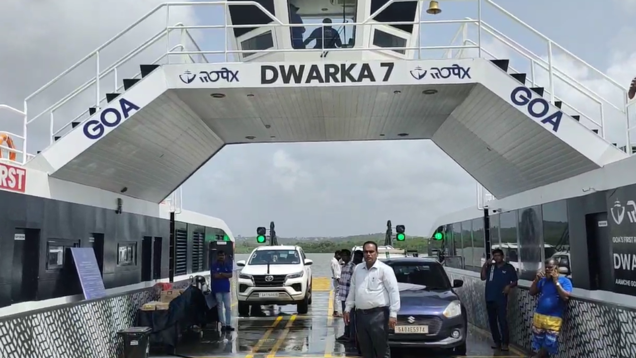 ﻿Ro-Ro ferry fares, routes to be reviewed; expansion likely if service succeeds, says Minister