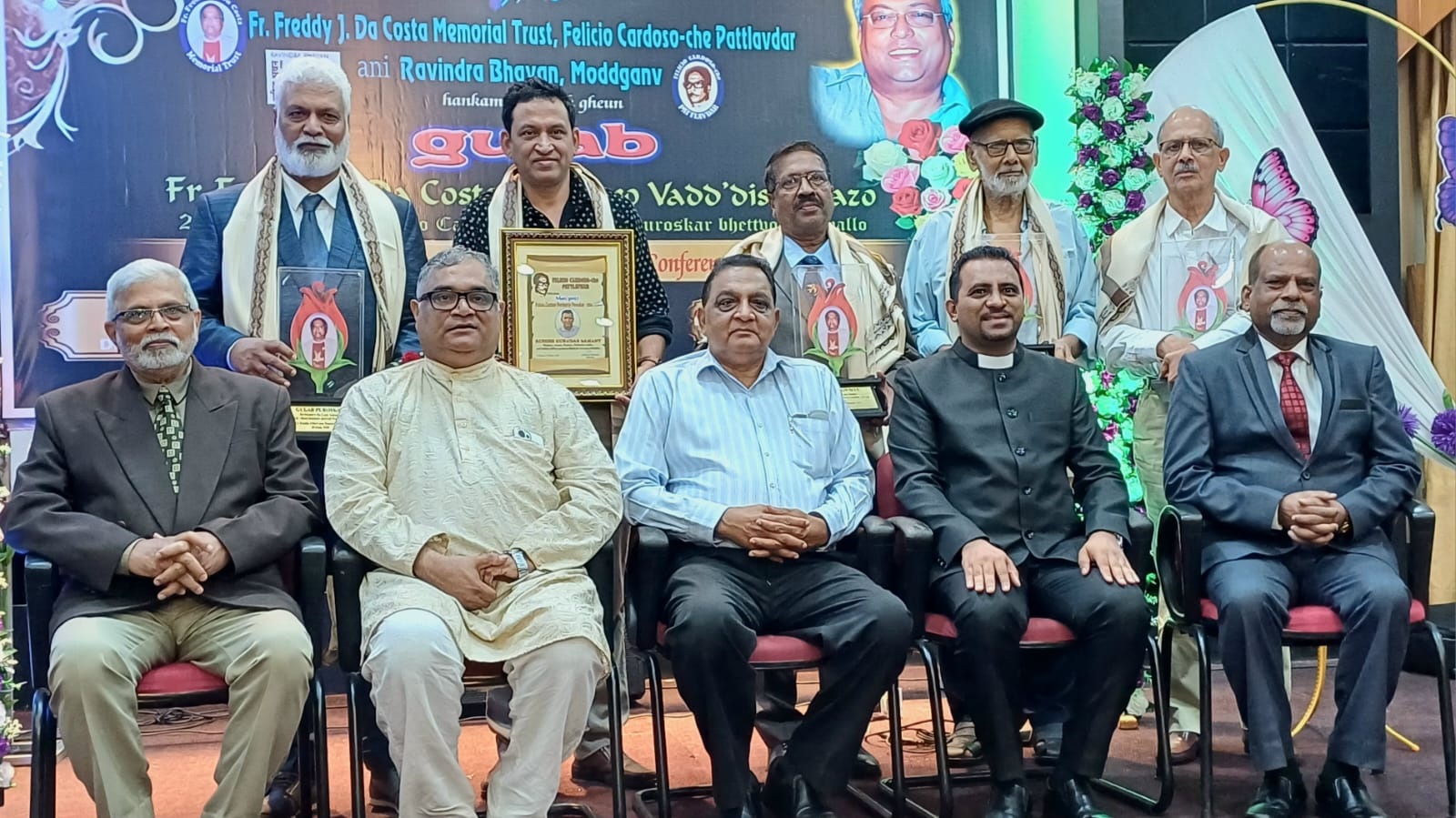 No script is natural for any language, says Fr Ferrão at Gulab Awards