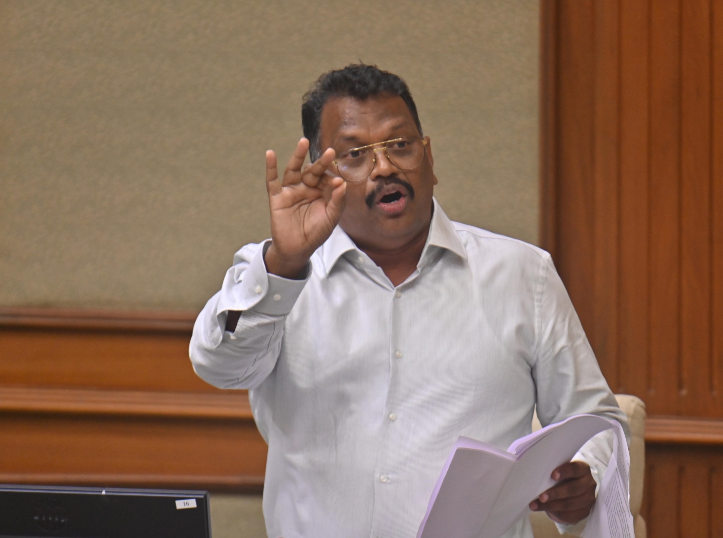 ‘Ghost airport’: Lobo grills own govt over Dabolim