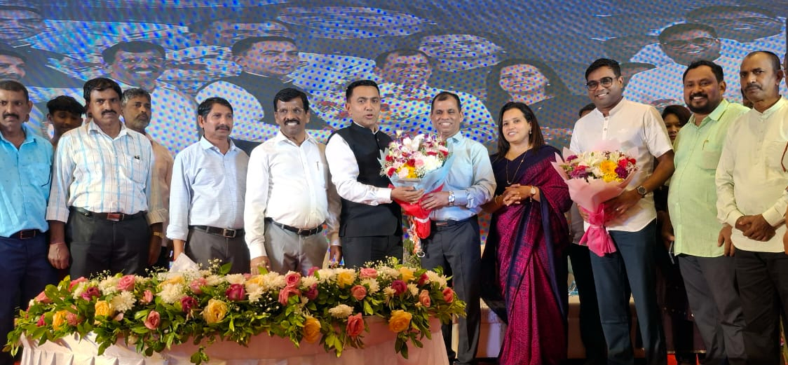 CM praises Bicholim MLA as a leader in development