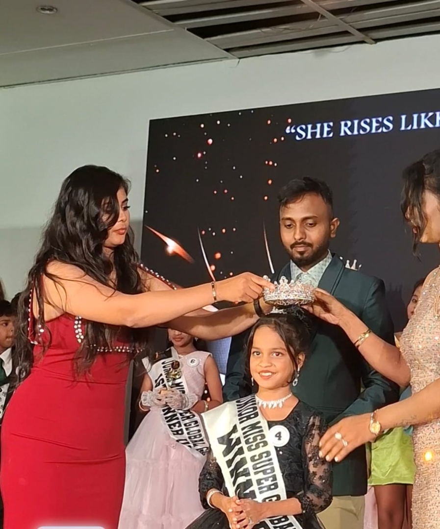 ﻿Aalushka crowned Miss Junior   Super Global India