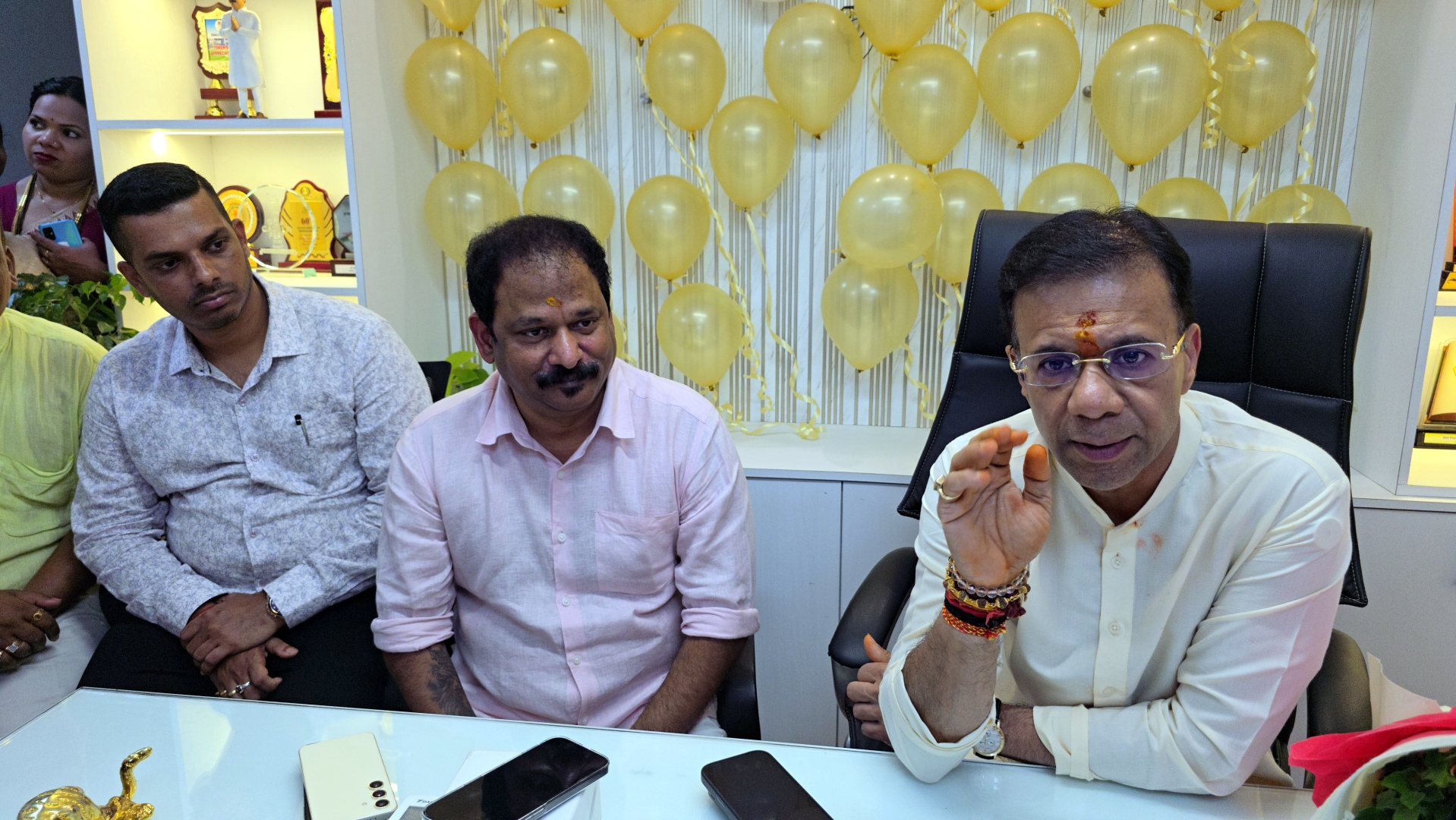 ﻿No private practice for govt docs with Rs 8-10 lakh salary: Rane