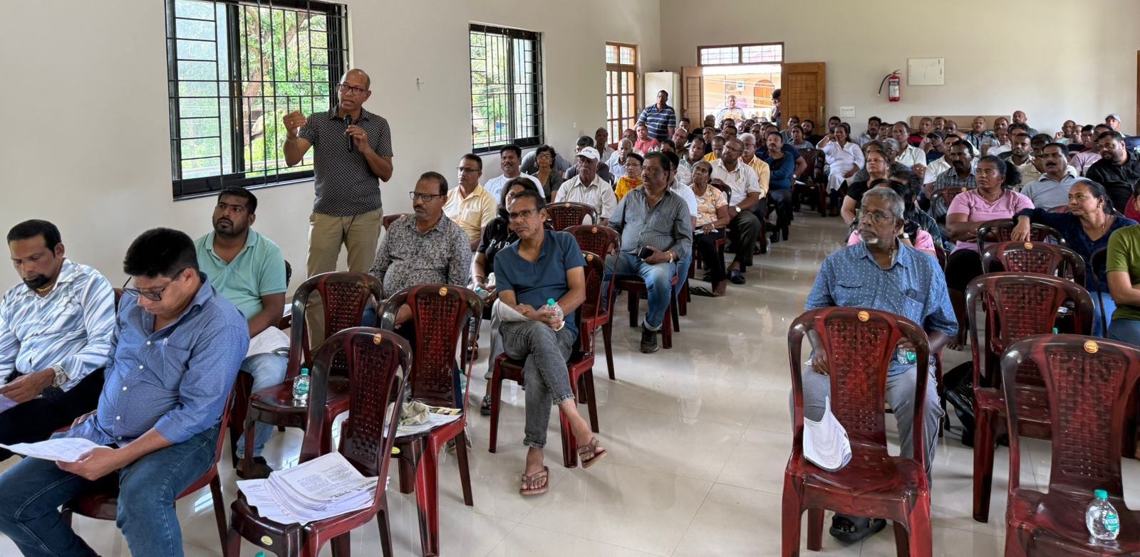 Nod for cottages at Mobor sparks uproar at Cavelossim gram sabha