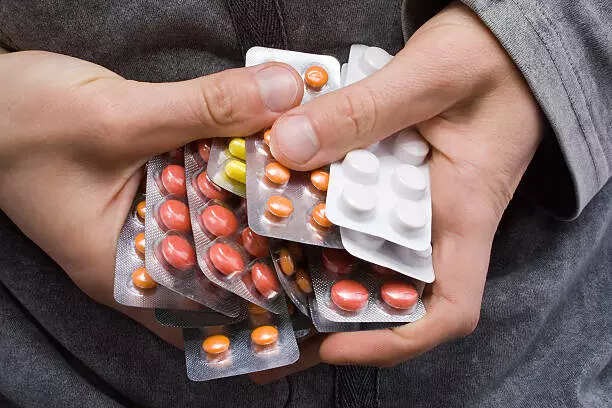 ﻿Viral flus persist, IMA flags careless use of antibiotics