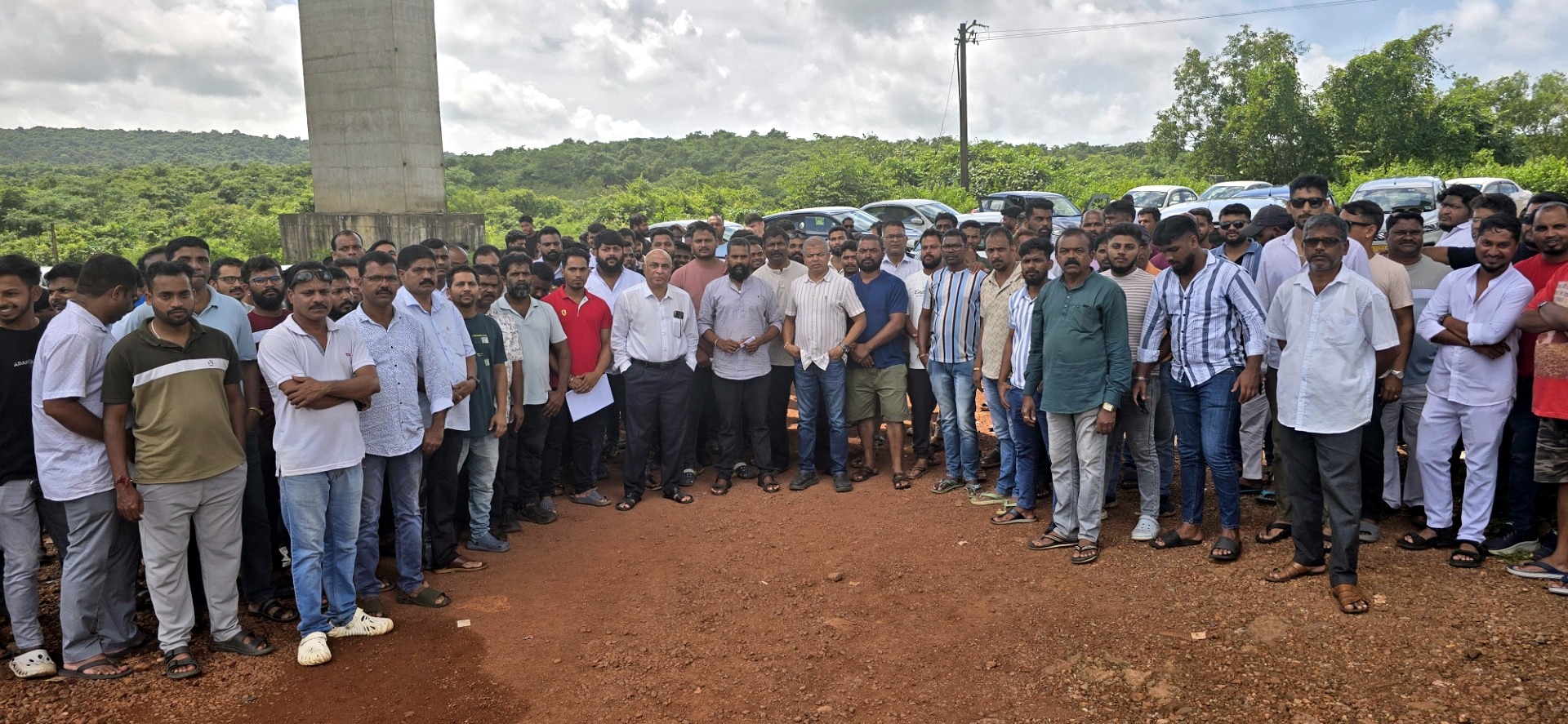 Taximen protest parking fee hike at Mopa Airport