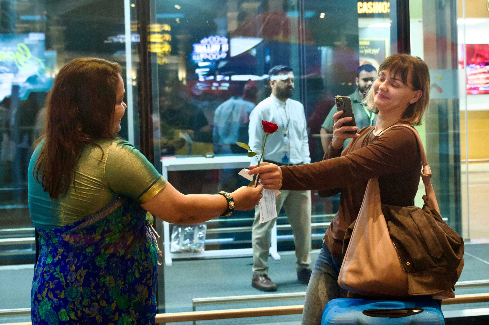 ﻿State rolls out warm welcome asRussian tourists arrive on first charter flight at Mopa