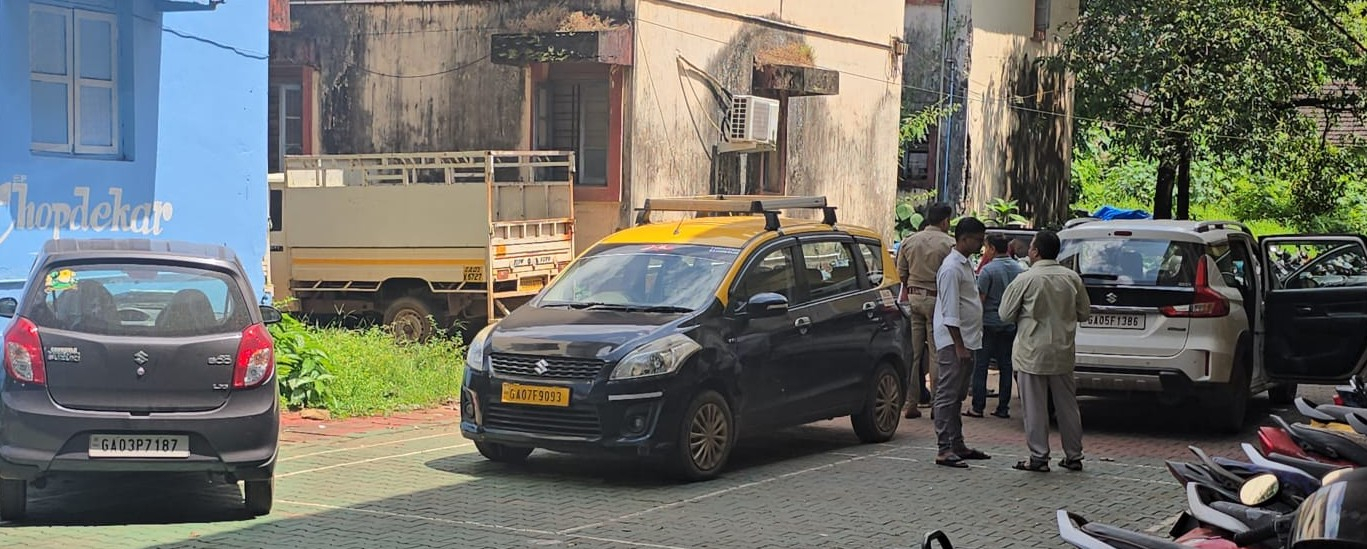 Taxi driver took robbers to Belagavi in private vehicle