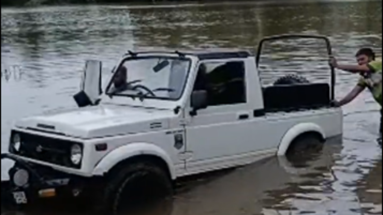 Jeep plunges into Corjuem river while following Google Maps, driver escapes unhurt