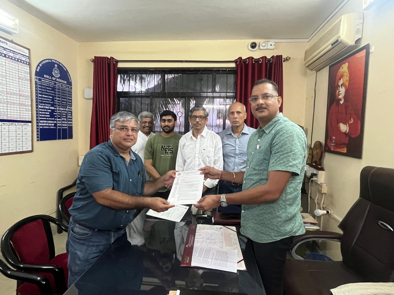 ﻿AGFTDA team meets Mormugao   police over brutal Baina dacoity