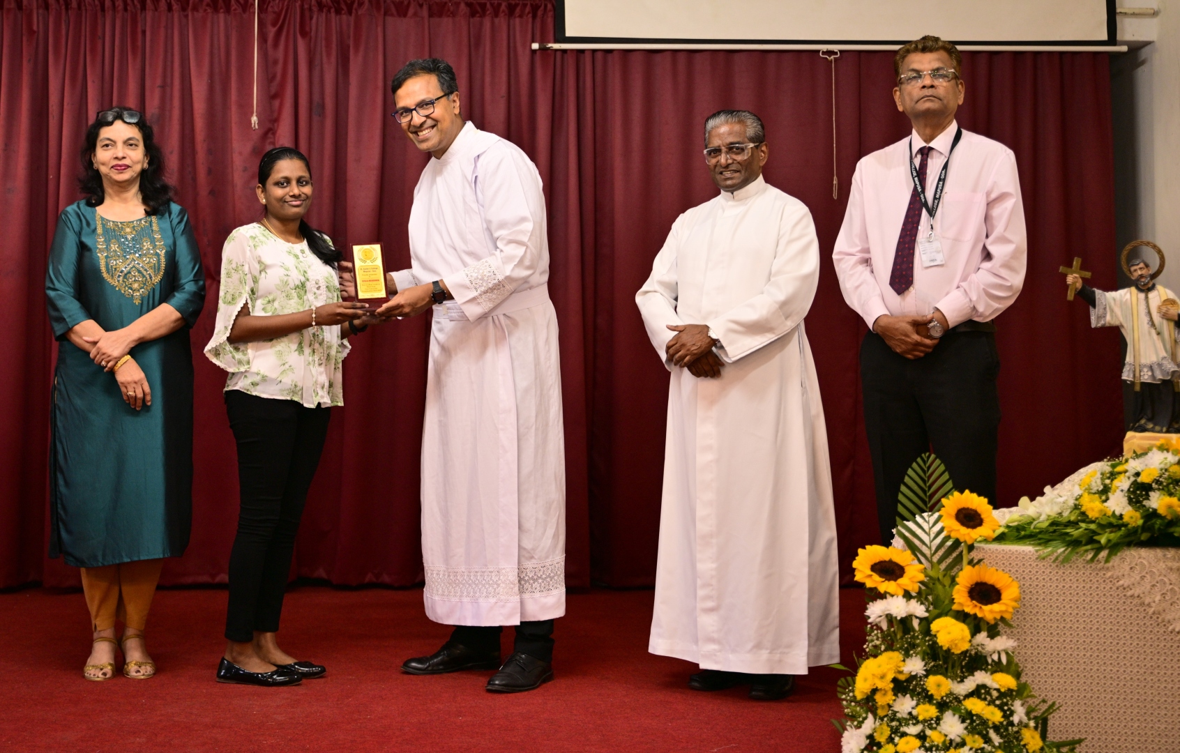 ﻿Director of Vatican Observatory celebrates   Feast Mass at St Xavier’s College