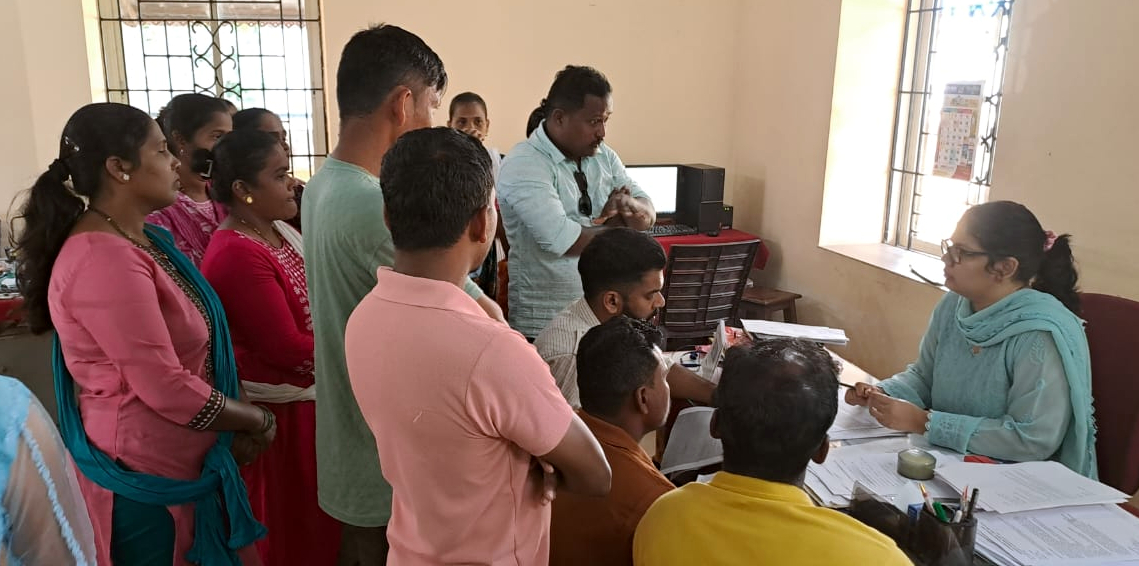 Parents grill Canacona ADEI over transfer of teacher