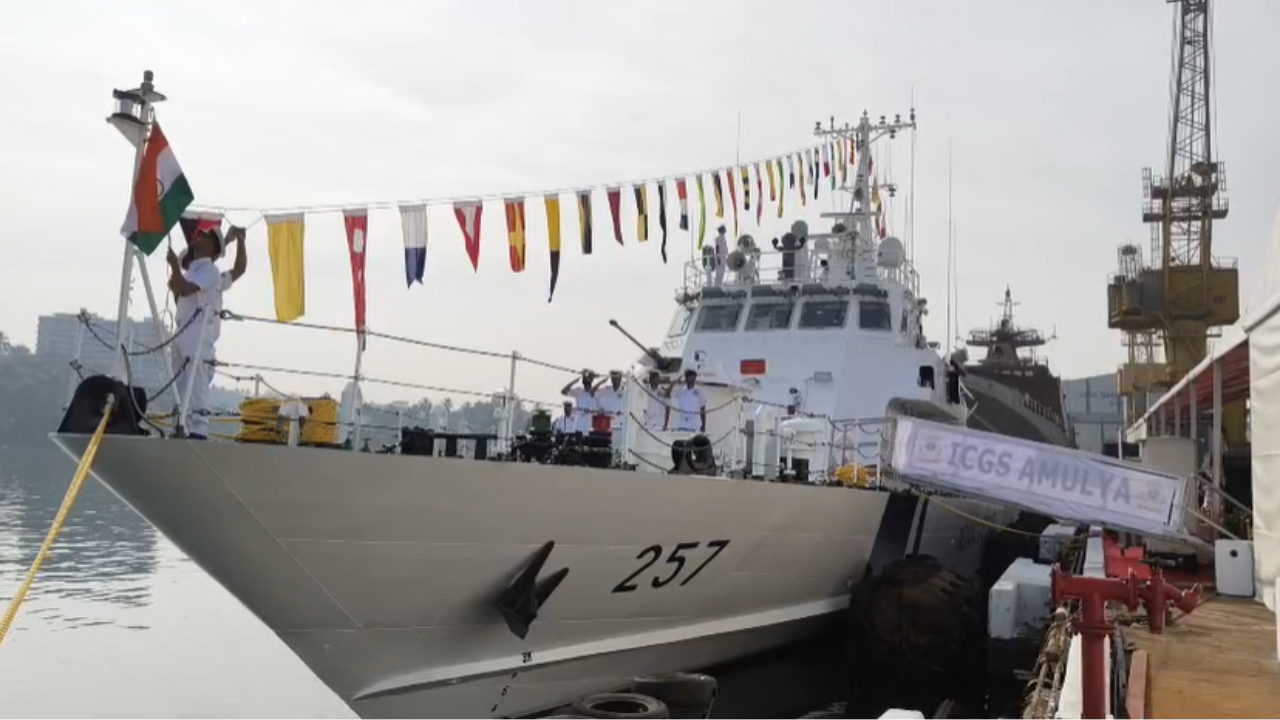 Indian Coast Guard Commissions Fast Patrol Vessel ‘Amulya’ at Goa
