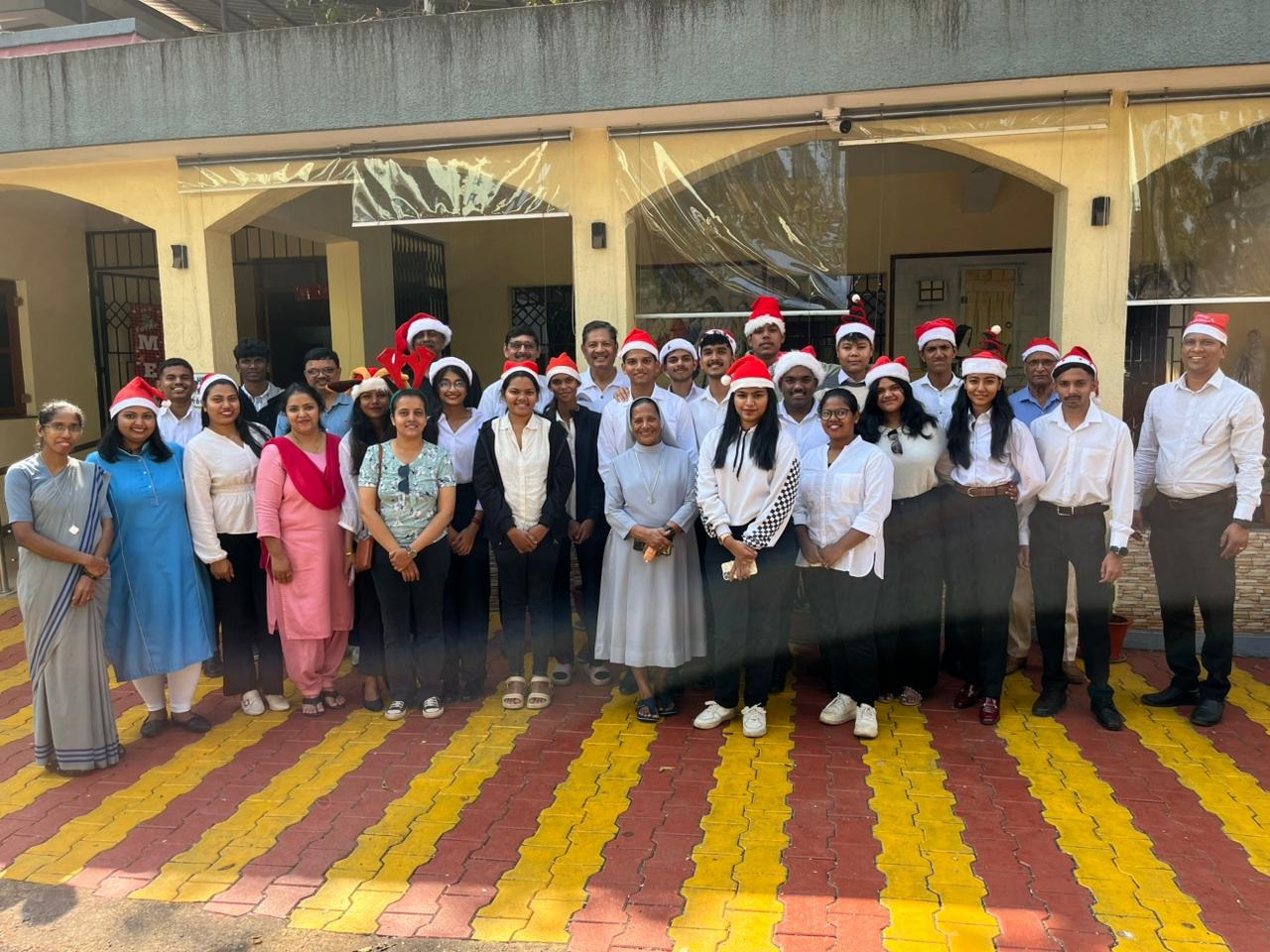 GCHCE brings festive spirit to St John of God Old Age Home