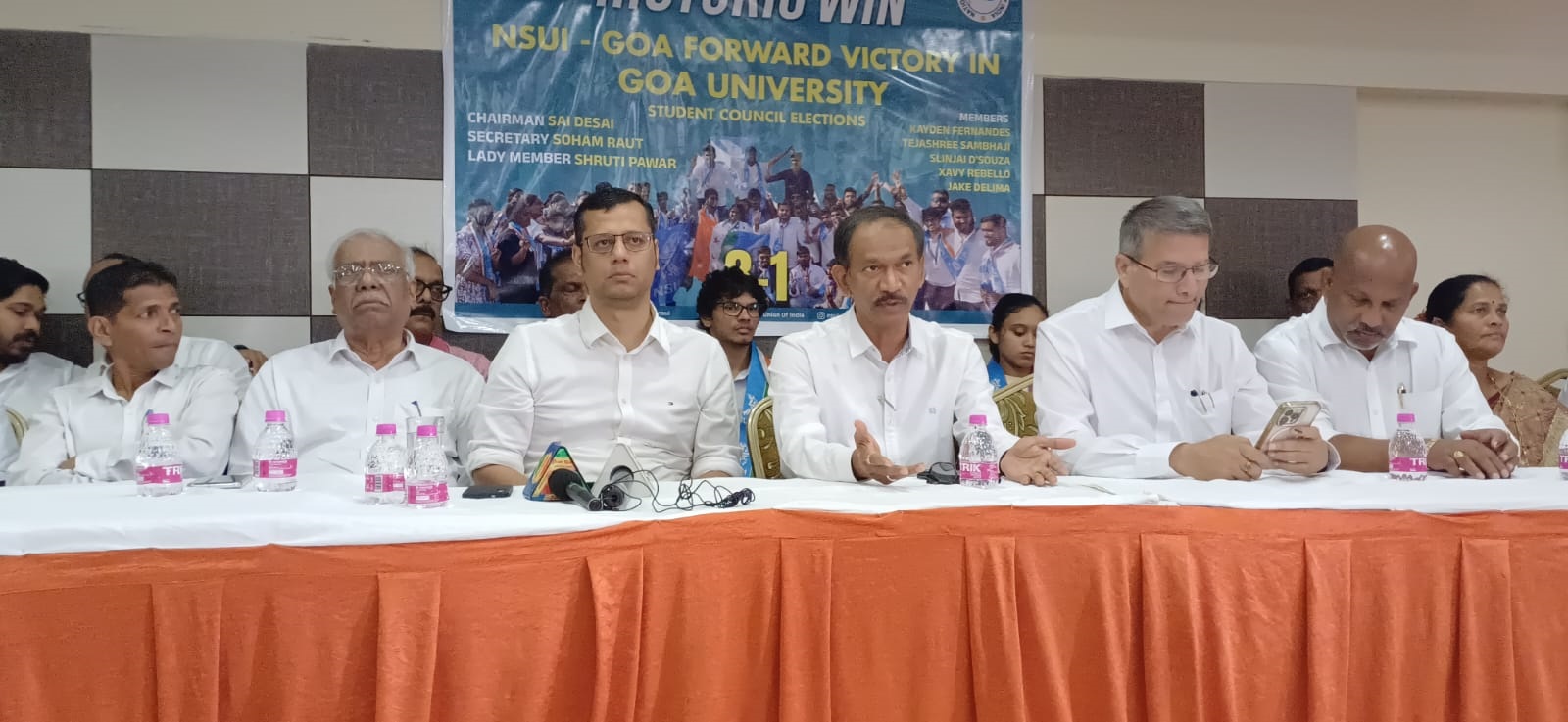 For first time, Cong MLAs worked hard in ZP elections: Chodankar