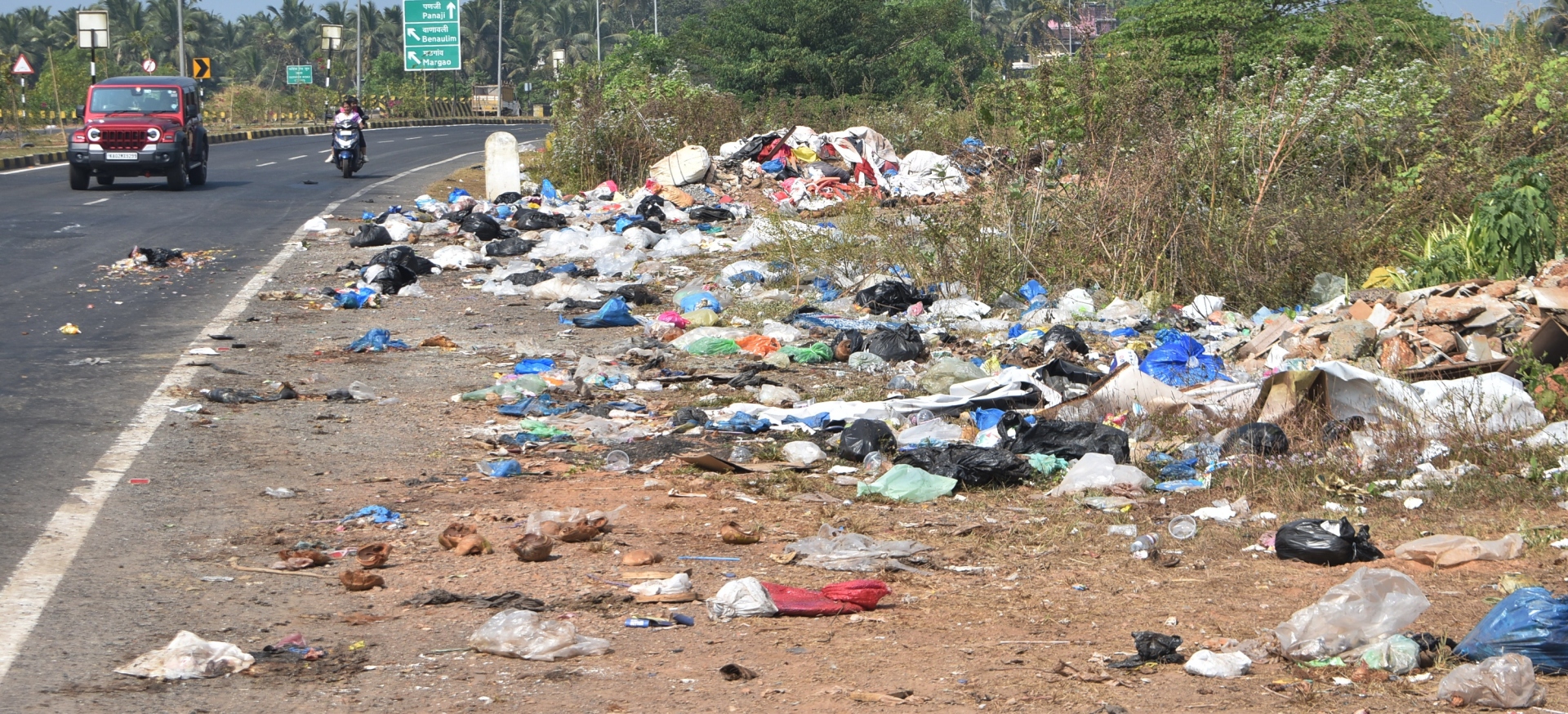 Western bypass turns into waste dumping ground