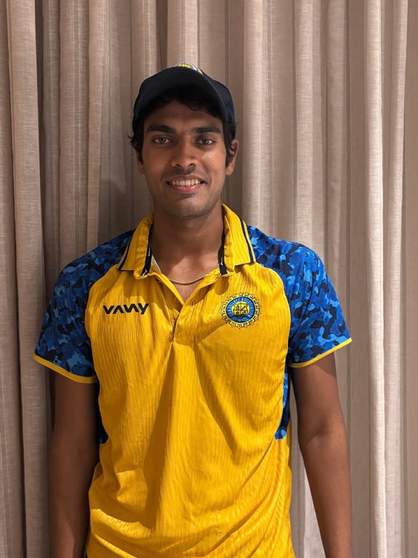 Goa go blow to blow with mighty Mumbai