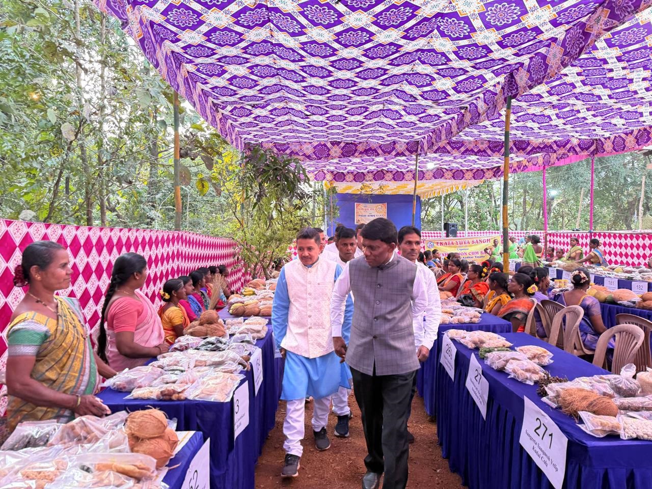 Min urges Shigmo mandals to register for special grants