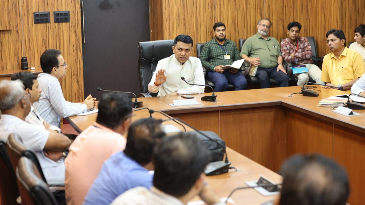 June deadline set for Veterinary College commencement; CM reviews progress