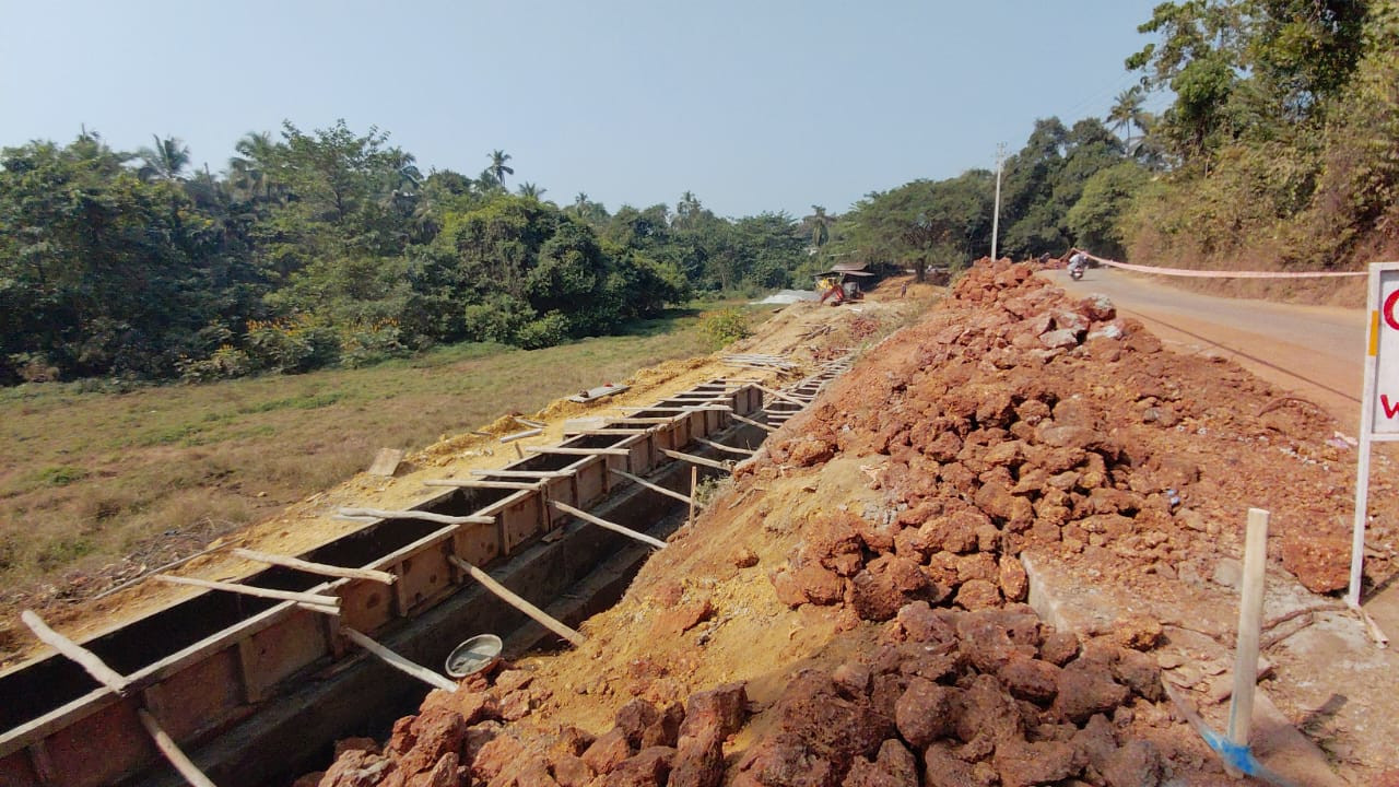 Construction of flood protection wall begins in Valpoi