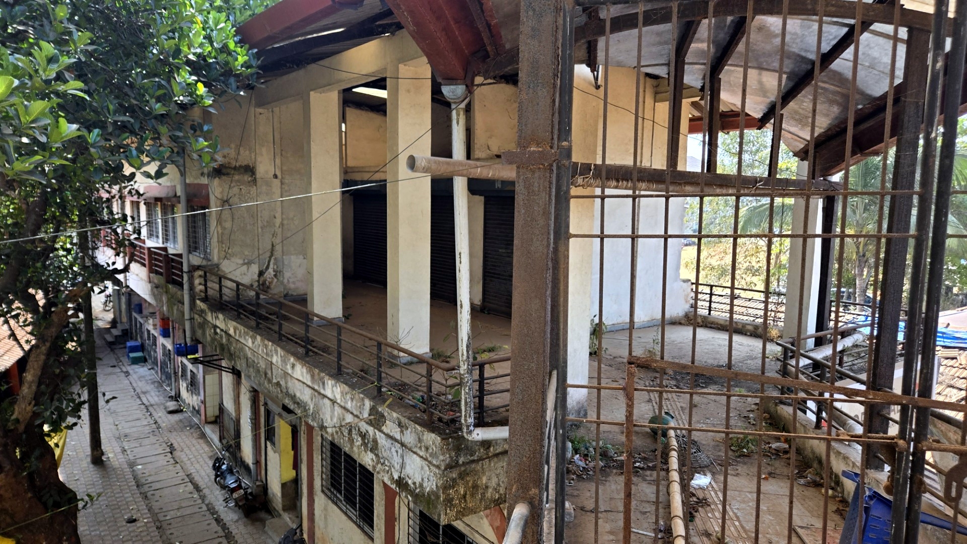 Crores wasted as municipal market gathers dust in Valpoi