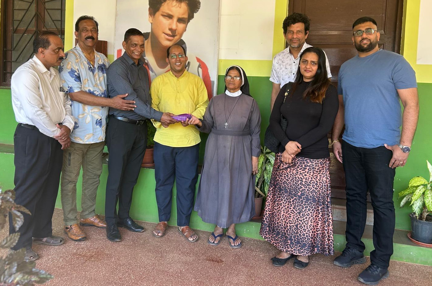 Goans at Heathrow airport offer aid to Old Goa centre