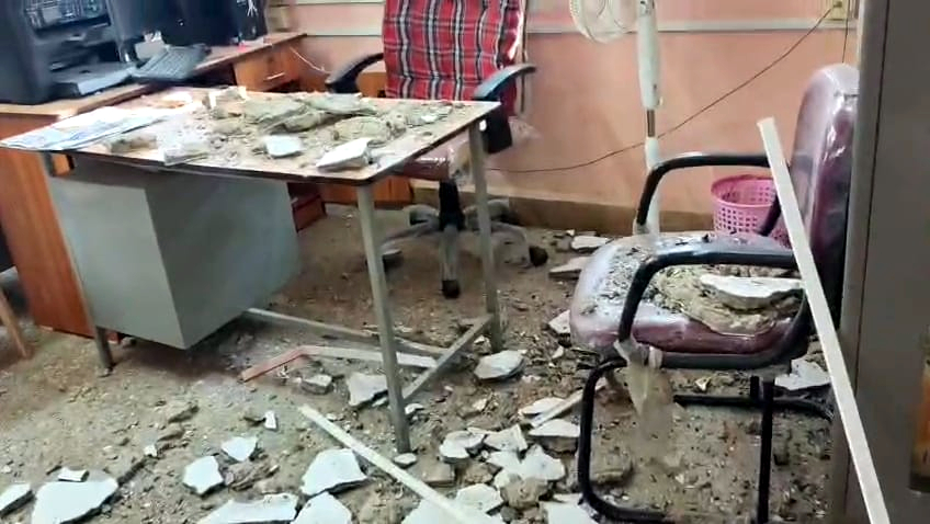 Pernem govt office ceiling   collapses, head clerk hurt