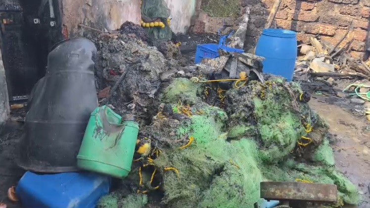 Fire at bouter jetty guts fishing nets, fisherman suffers Rs 12 lakh loss