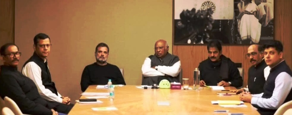 Cong stares at leadership uncertainty, alliance dilemma