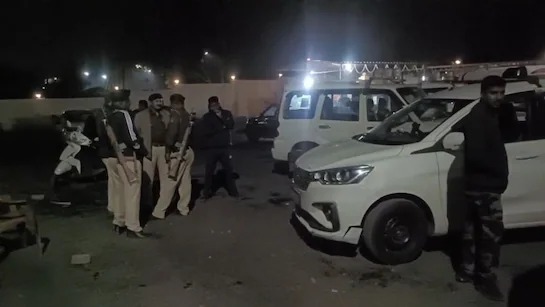 Goa Police team attacked by armed mob in MP while escorting theft accused